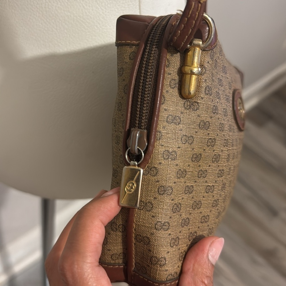 Gucci Micro GG Monogram Messenger Bag Vintage - Picture 4 of 12